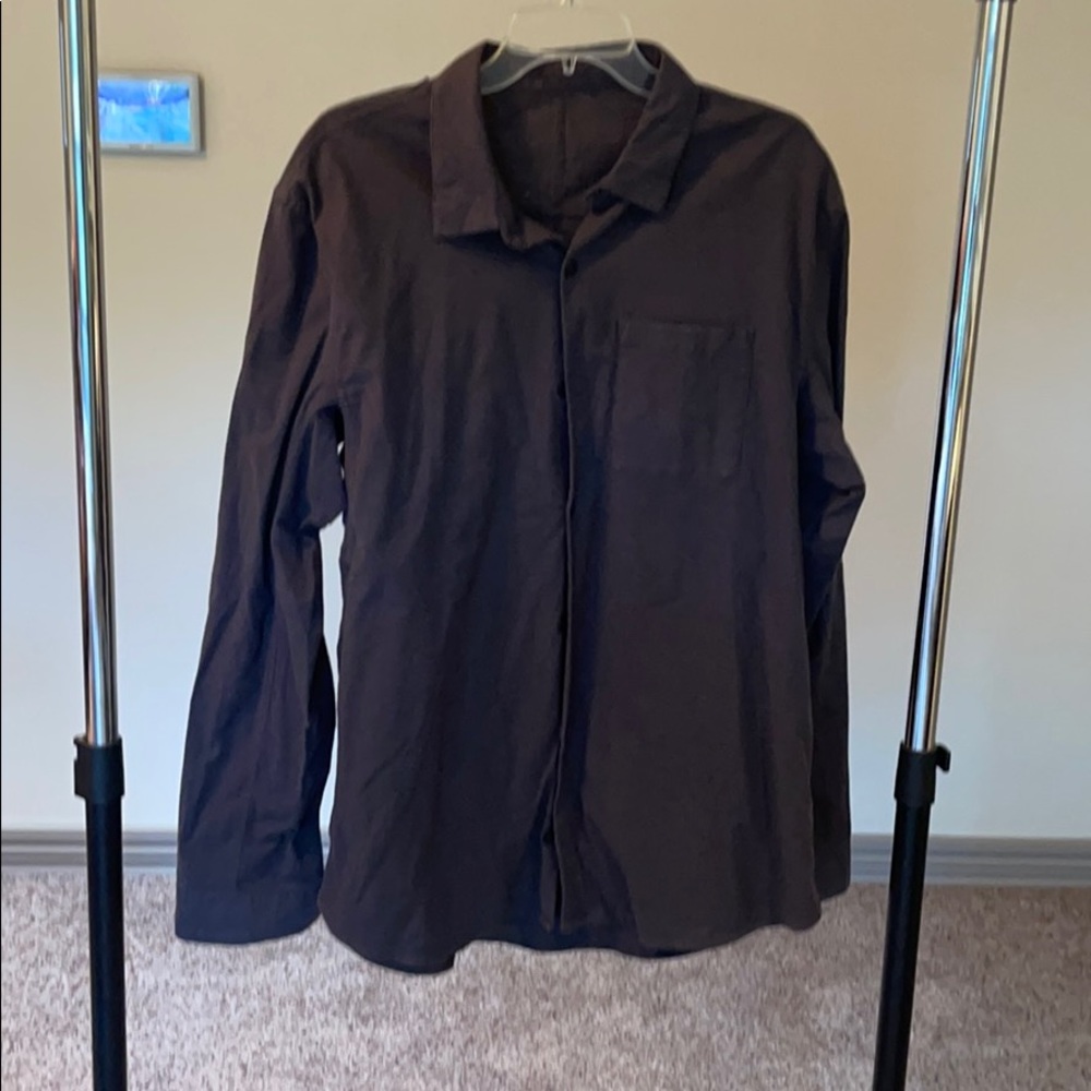 Men’s Lulu navy casual button down shirt